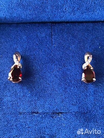 Золотые серьги