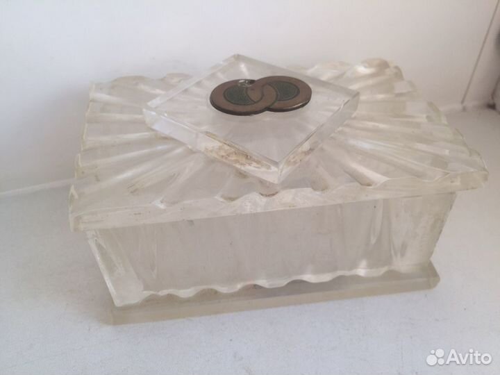 Стеклянная шкатулка СССР