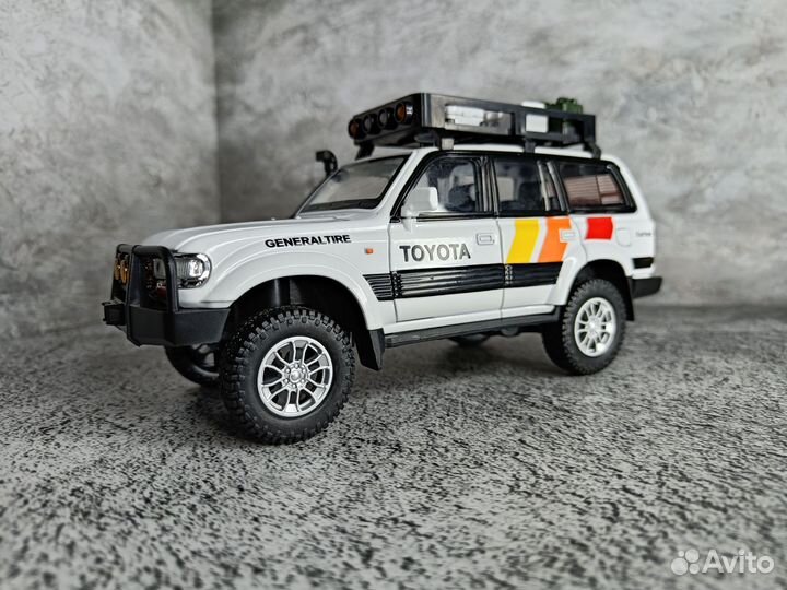 Машинка Металлическая Toyota Land Cruiser 80