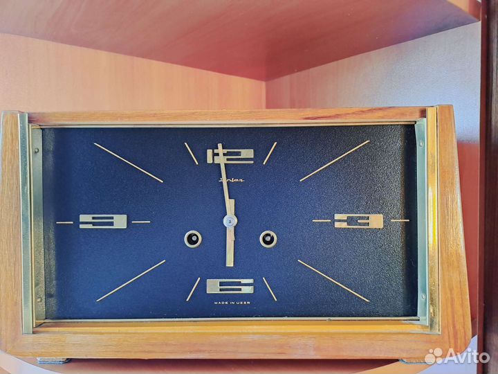 Часы настольные с боем Янтарь