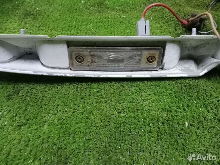 Накладка двери багажника Opel Vectra B