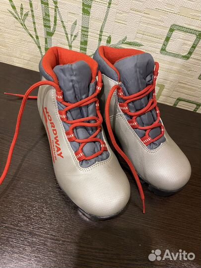 Ботинки для лыж детские 34 размер