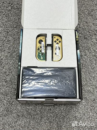 Nintendo Switch oled Zelda Edition (Новая)
