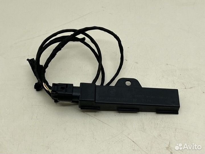 Антенна Bmw X5 F15 4.0 2017