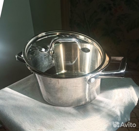 Кастрюля 2,8 л.Тефал сталь 18/10, как Цептер