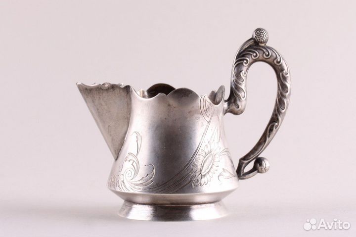 Сливочник В стиле модерн. серебро 84 пробы. россия