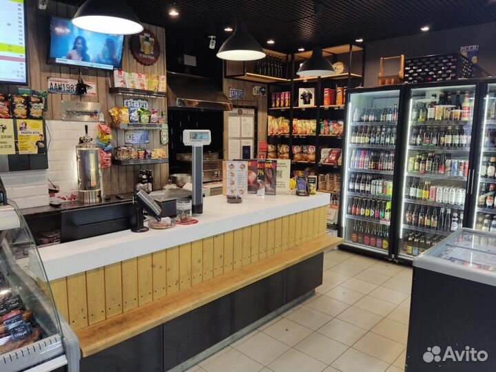 Продавец разливного пива