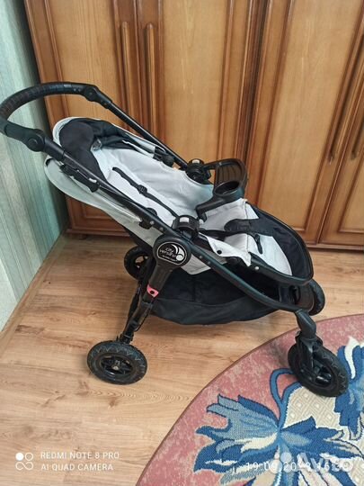 Прогулочная коляска baby jogger city versa gt