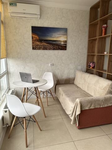 Квартира-студия, 30 м², 1/9 эт.