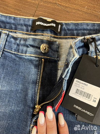 Джинсовые шорты dsquared