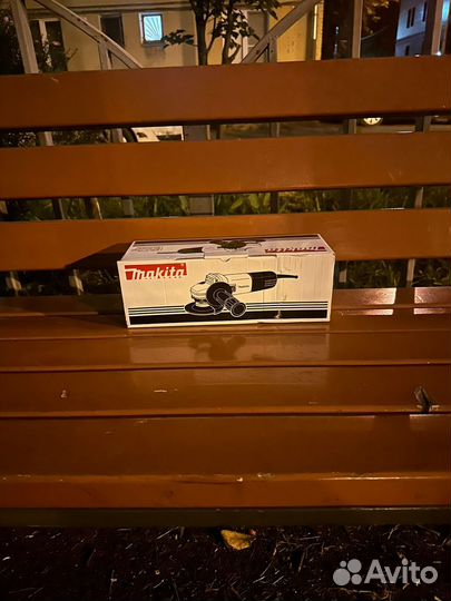 Ушм болгарка makita 125