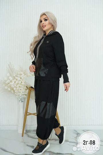 Крутой спортивный костюм