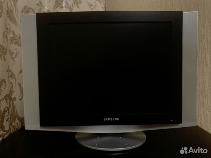 Телевизор samsung