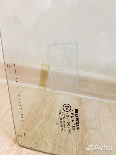 Стекло переднее левое honda crv 2