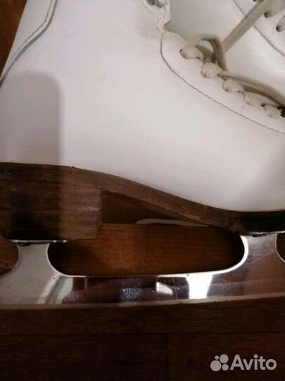 Коньки фигурные