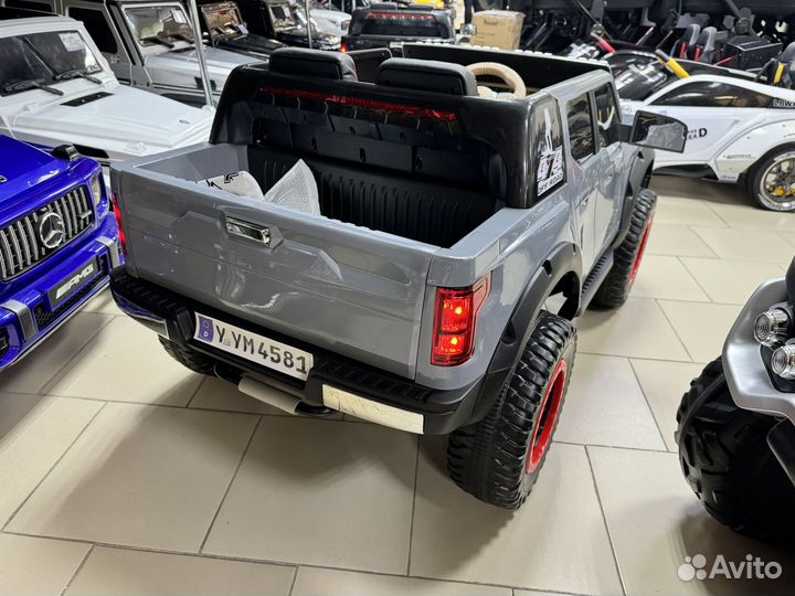 Детский электромобиль Toyata Tundra 4x4