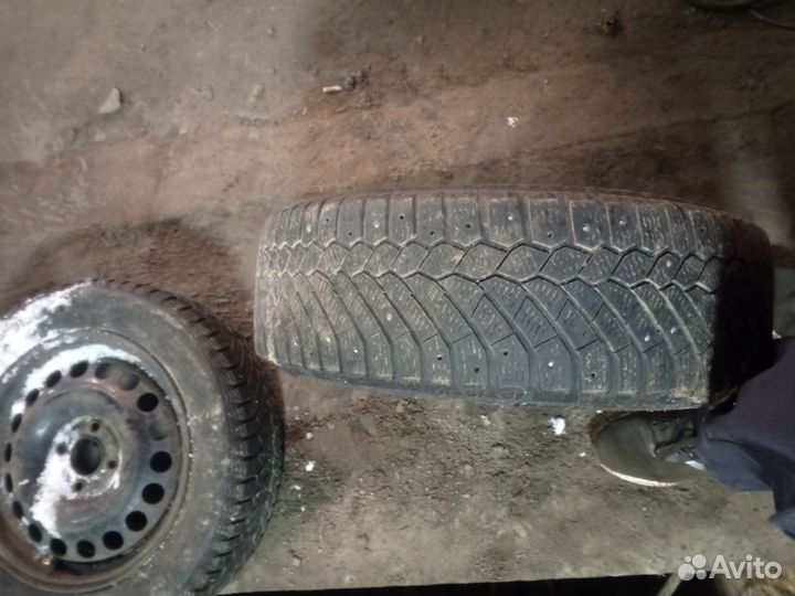 Колеса р 15 на Логан