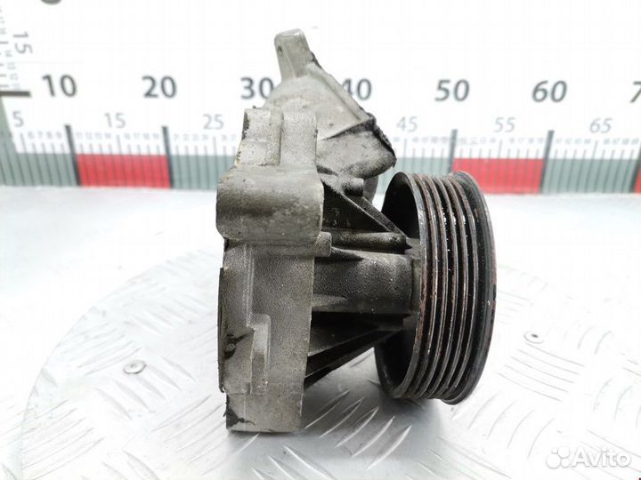 Помпа BMW 1 E81/E82/E87/E88 2005 11517790471