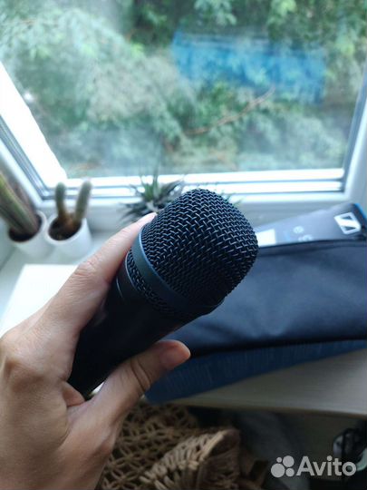 Вокальный микрофон Sennheiser E935