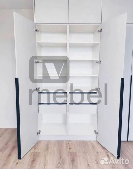 Шкаф в прихожую