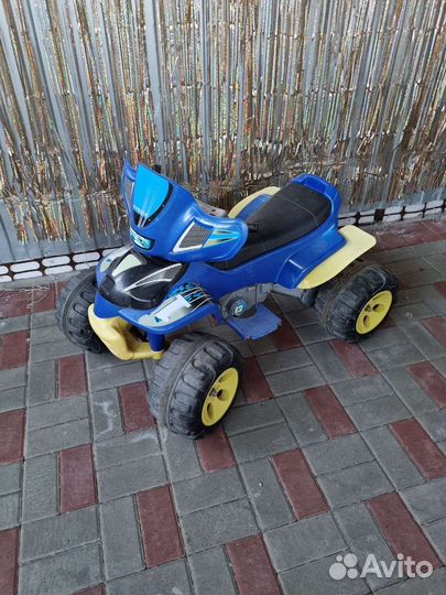 Детский квадроцикл на аккумуляторе 2шт