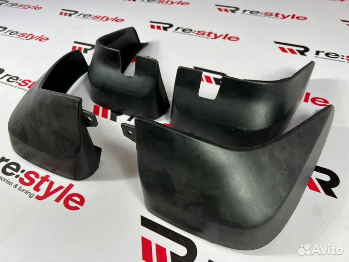 Брызговики Honda Fit (GE/GP) 10-13 Черные V2336