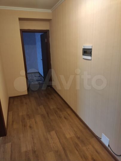 2-к. квартира, 62 м², 4/10 эт.