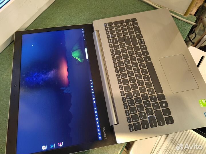 Lenovo i3-7100u/8Gd-DDR4/GeForce940MX/FullHD