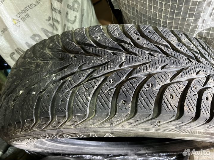 Yokohama Ice Guard IG35 215/65 R16 102