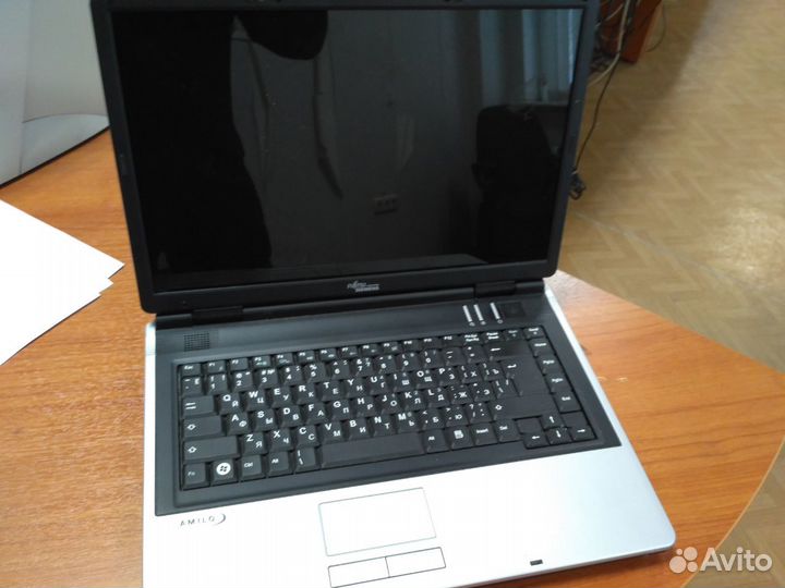 Ноутбук Fujitsu Siemens Amilo Pi2515 рабочий