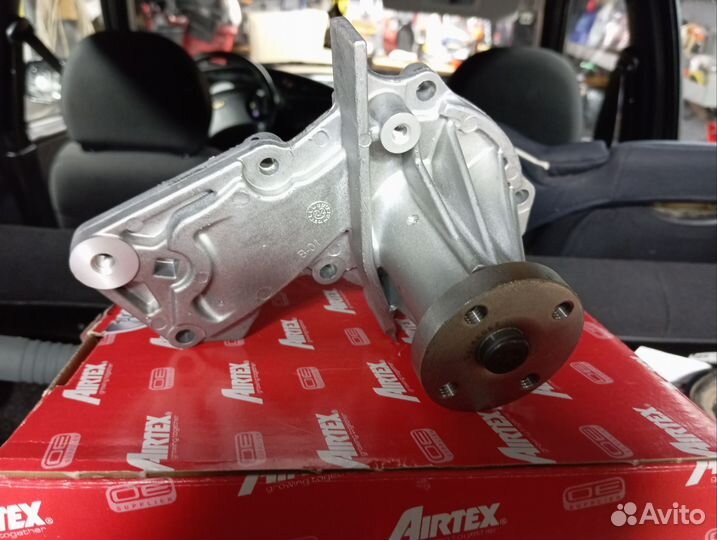 Помпа ford focus 3