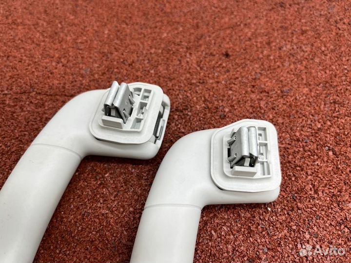 Ручка потолка Skoda Kodiaq NS7 2016-2021 1.4 czda