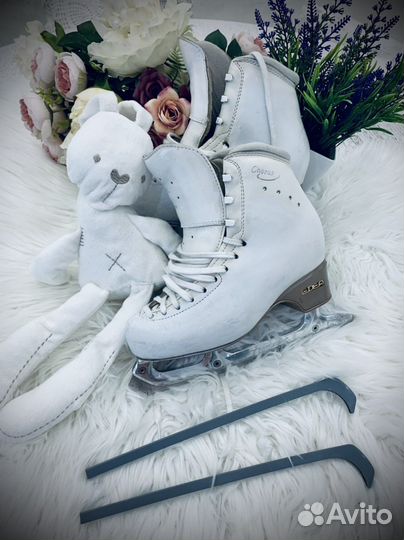 Фигурные коньки edea chorus 230