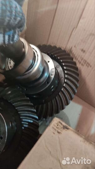 Редуктор заднего моста 4.6 тонны мост спайсер