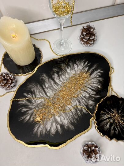 Сервировочный набор посуды