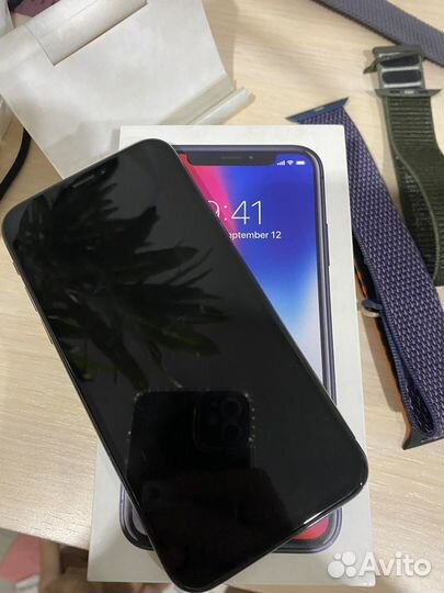 iPhone X с Apple Watch 3