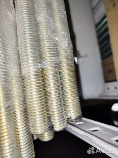 Крепеж (Болты, Гайки, Шайбы, Шпильки, Саморезы)