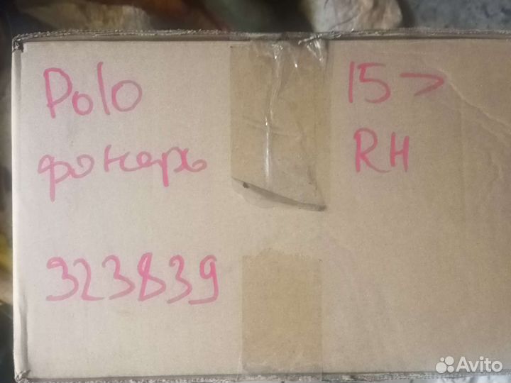 Фонарь задний правый на volkswagen polo