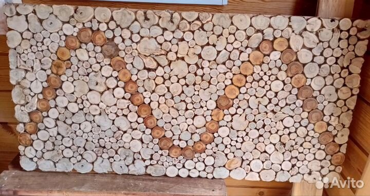 Панно из можжевельника