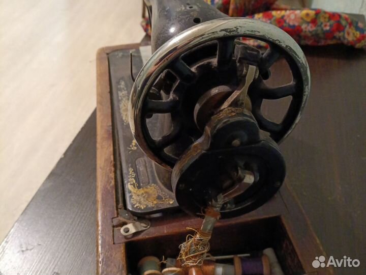 Швейная машина