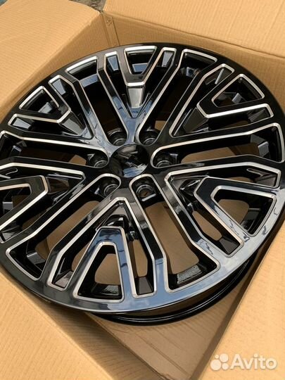 Диски для на Кадиллак Cadillac Escalade R22