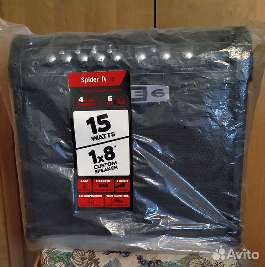 Гитарный комбоусилитель