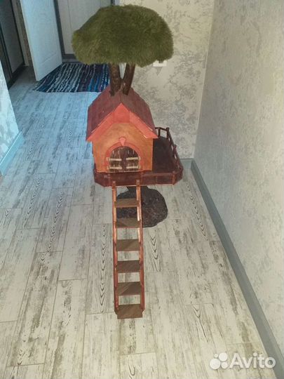 Когтеточка домик для кошки бу