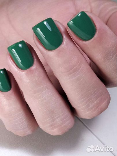 Маникюр с покрытием гель-лаком