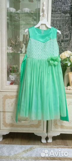 Нарядное платье для девочки 116- 122