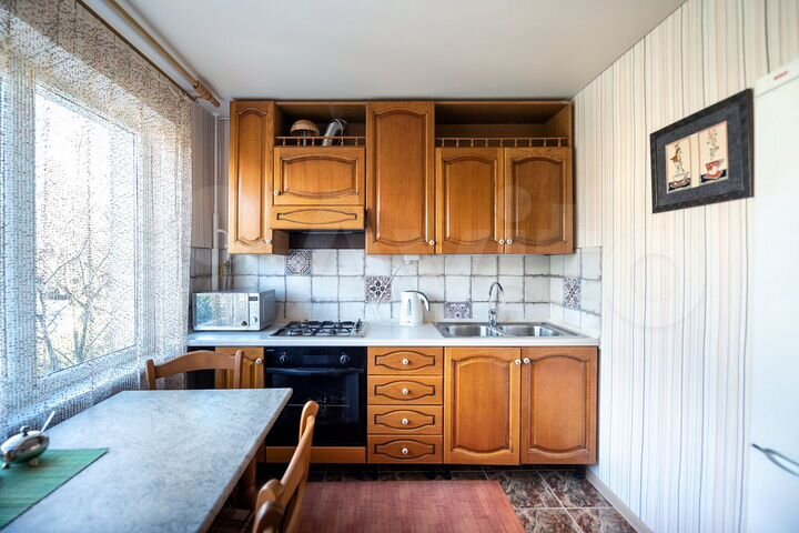 3-к. квартира, 80 м², 4/5 эт.