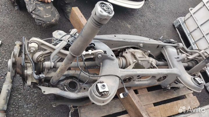 Подрамник задний mercedes w205, w213