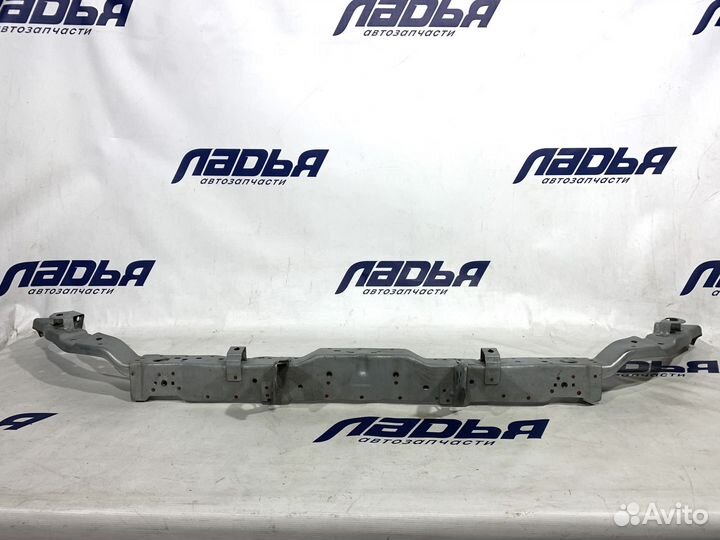 Рамка радиатора Chevrolet Cobalt / ravon R4 верхняя часть