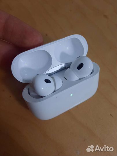 Беспроводные наушники Hoco EW50 (новые)