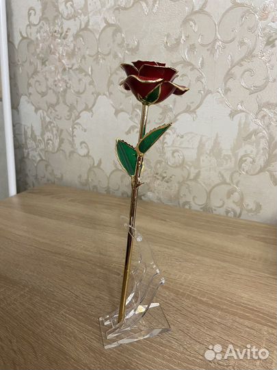 Декоративная позолоченная роза Forever Rose